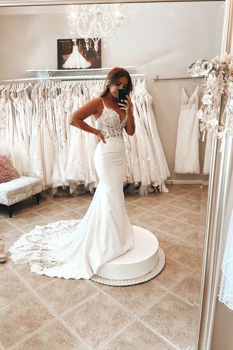 Wedding Dresses Fall Wedding, Plan White Wedding Dress, Mermaid And Trumpet Wedding Dresses, Wedding Dresses Simple Princess, Sheath Style Wedding Dresses, Exquisite Wedding Dress, 2024 Summer Wedding Dress, Sleek Fitted Wedding Dress, Mesh Back Wedding Dress