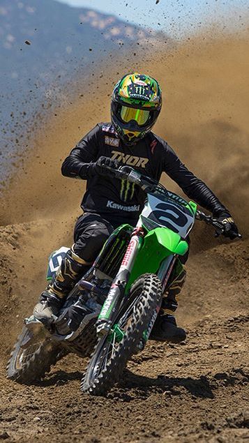 Motocross Aesthetic, Motocross Photography, Dirt Bike Riding, Kawasaki Dirt Bikes, Moto Wallpapers, Mountain Biking Photography, Black Monster, Motocross Love, Dirt Bike Racing