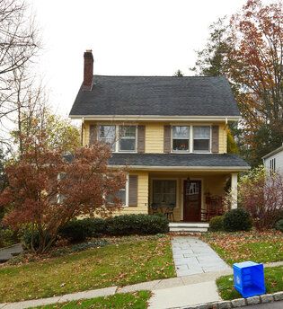 New Jersey Houses Exterior, Small Neighborhood House, New Jersey Suburbs, Brick Suburban House, Suburban Apartment Building, Small Suburban House Exterior, Suburban House Exterior, Suburb House, Cute Neighborhood