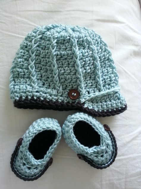 free crochet baby bootie patterns | Newborn Baby Boy Crochet Hat & Booties Set | myloveforcreativity Baby Boy Crochet Hat, Boy Crochet Hat, Crochet Onesie, Baby Boy Crochet, Crochet Hats For Boys, Pola Topi, Boy Crochet, Newborn Crochet Patterns, Crochet Baby Booties Pattern