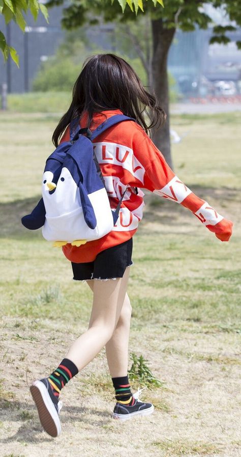 Kim So Hye_former IOI members_Sohye Ioi Members, Choi Yoojung, Kim Chungha, J Pop, Jeon Somi, Girls Rules, Pre Debut, Korean Street Fashion, Korean Girl