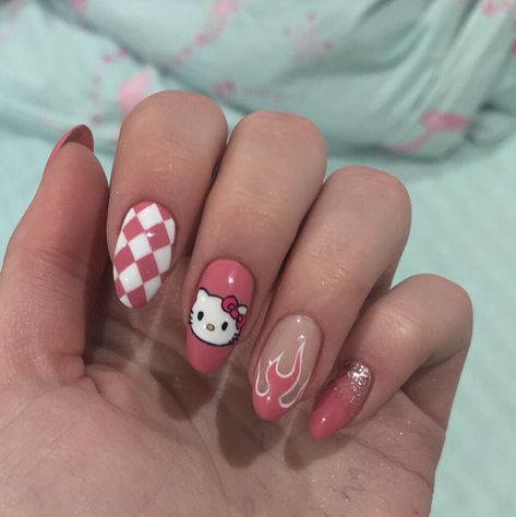 Paznokcie Hello Kitty, Hello Kitty Nails Art, Tapeta Z Hello Kitty, Kitty Nails, Anime Nails, Hello Kitty Nails, Almond Nails Designs, Cat Nails, Acrylic Nails Coffin Short