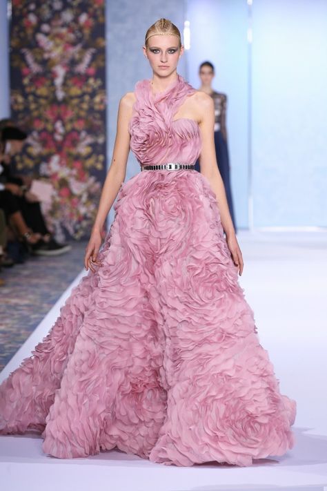 Mode Rose, Ralph Russo, Collection Couture, Pink Gown, Ralph And Russo, Couture Week, Soft Summer, Silk Organza, Mode Inspiration