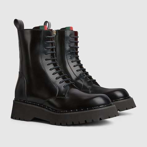 Gucci Boots, Ankle Boots Men, Group Gifts, Green And Red, Red Stripe, Lug Sole, Gucci Men, Boots Men, Black Backgrounds