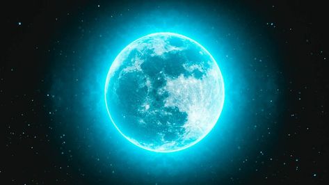 The full moon carries the energy of amplification, subconscious power + illumination. Learn to create your own unique full moon rituals that carry power Full Moon Rituals, Moon Phase Calendar, Moon Bath, Astrology Reading, Moon Rituals, Moon Ritual, Moon Blue, Full Moon Ritual, Woo Woo