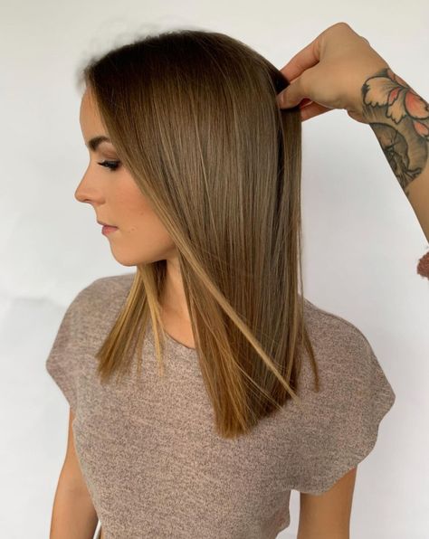 Spring Haircut, Medium Straight Haircut, One Length Haircuts, One Length Hair, Spring Haircuts, Straight Hair Cuts, Brown Hair Balayage, Haircuts Straight Hair, Trending Haircuts