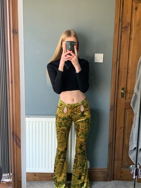 vintage green paisley print cutout flares urban outfitters Green Paisley, Paisley Print, Outfit Of The Day, Urban Outfitters, Paisley, The Day, Ootd, Pants, Green