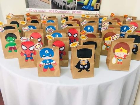 Marvel Goodie Bags, Kids Party Boxes, Avengers Birthday Party Decorations, Spiderman Birthday Party Decorations, Superhero Party Decorations, Marvel Party, Superhero Birthday Cake, Boy Birthday Decorations, Avenger Birthday Party