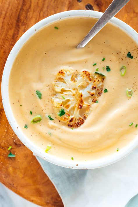 This cauliflower soup recipe is outrageously creamy and delicious! It's perfect with sandwiches, salads and more. #cauliflowersoup #creamysoup #vegetarian #cauliflowerrecipe #cookieandkate Cauliflower Soup Recipe, Roasted Cauliflower Soup, Cauliflower Soup Recipes, Vegetarian Soup Recipes, Best Soup Recipes, Soup Recipes Slow Cooker, Soup Dinner, Cauliflower Soup, Diet Vegetarian