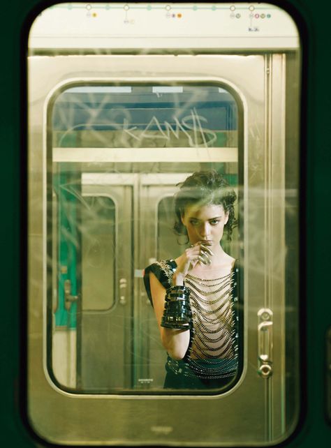 Smile: Diana Moldovan in Air France Madame Magazine August/September 2013 by Sonia Sieff Paris Metro Stations, Diana Moldovan, Techno Style, Train Window, Metro Paris, Mode Punk, Paris Metro, By Any Means Necessary, Photographie Inspo