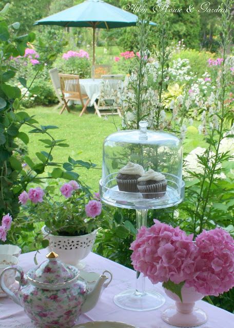 Backyard Seating Ideas, Aiken House And Gardens, Entertaining Garden, Tea In The Garden, Spring Entertaining, Backyard Seating, Afternoon Tea Party, Seating Ideas, House Gardens