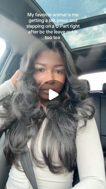 PD on Instagram: "Our 22” Raw Indian loose wave U-Part is on hand and ready to ship. Link in bio 🫶🏿  IMPORTANT INFORMATION BELOW, PLEASE READ:  •Raw hair has not been steamed processed or chemically altered in any way and will behave similar to human hair     • U-parts wigs are HAND-MADE AND MACHINE CONSTRUCTED for the most comfortable fit/to eliminate extra space     •U-part wigs are 200% density     • You can apply at home, by yourself! Three extension clips are added for secure application on leave out, two wig clips are added on each side of the perimeter and one in the back for extra security     •U-part units are standard size with a 19.5” circumference, 12.5” ear to ear, 8.5” front to back and a 3 by 1” area for leave out     •U-part wigs ship in original loose wave texture and na U Part Wig Styles, U Part Wig With Leave Out, Wig Clips, On Leave, Wave Texture, Halo Hair Extensions, U Part Wig, U Part Wigs, U Part