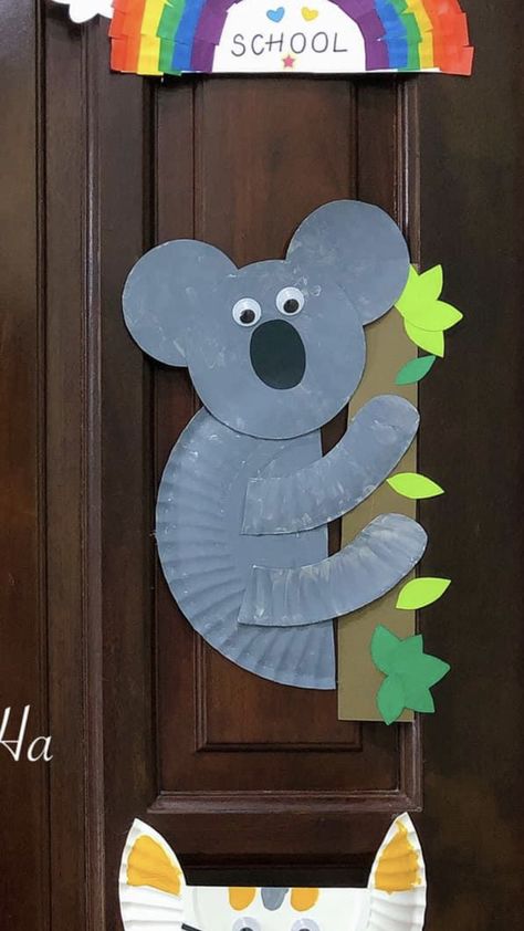 Koala Party, Jungle Crafts, Homeschool Nature, Homeschool Nature Study, Fun Cards, Animal Crafts For Kids, Classroom Crafts, Jungle Theme, Nature Study