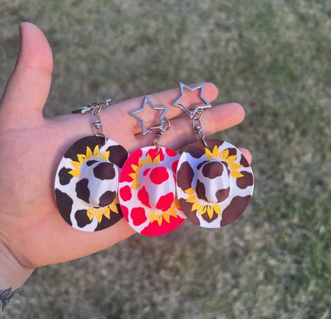 mini cowboy hat keychain or car charm  2 inches pick your color  any questions please message me Cowboy Hat Car Charm, Cowboy Hat Keychain, Cowboy Hat Crafts, Mini Cowboy Hat, Mini Cowboy, Market Day Ideas, Chain Ideas, Distance Friendship, Accessory Ideas