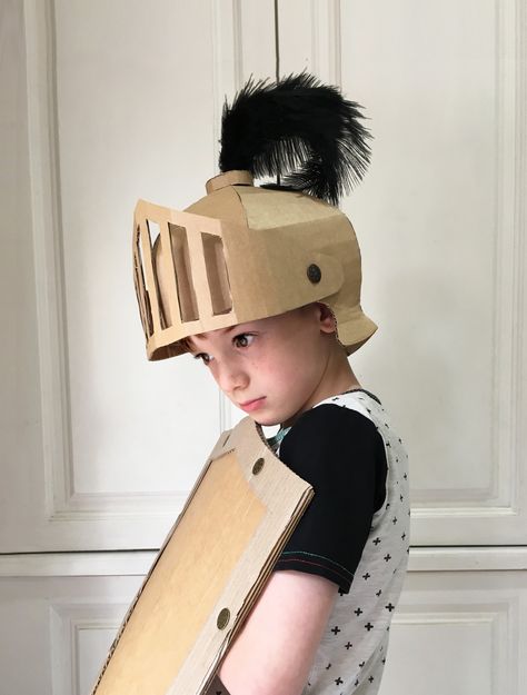 Diy Knight Costume, Cardboard Helmet, Diy Unicorn Costume, Cardboard Props, Snowman Costume, Cardboard Costume, Diy Beard, Diy Wings, Knight Costume