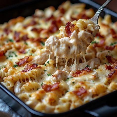 Chicken Bacon Ranch Casserole - Cooking Family Recipes Chicken Ranch Recipes, Chicken Bacon Rice, Chicken Bacon Ranch Pasta Casserole, Boat Lunch, Nurse Lunch, Casseroles Chicken, Ranch Recipes, Bacon Ranch Casserole, Bacon Ranch Chicken