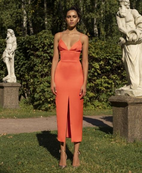 Beauty Dress, Vogue Russia, Summer Night, Guest Outfit, Orange Dress, Classy Dress, Trendy Dresses, Guest Dresses, Satin Dresses