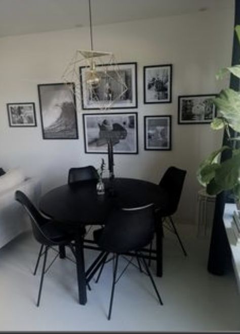 Dining Apartment Ideas, Black And White Apartment Aesthetic Kitchen, Black And White Bedroom Small Room, Living Room With Black Dining Table, Black White Studio Apartment, Black And White Small Apartment Decor, Black Studio Apartment Ideas, Black And White Appartement Decor, Small Black Dining Room