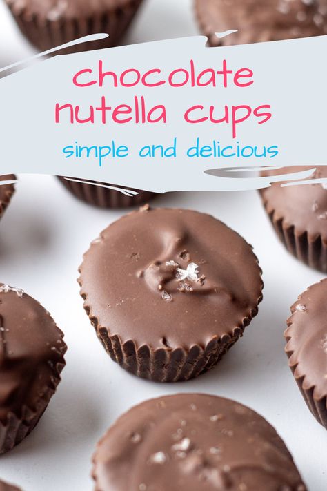 Peanut butter and chocolate is one of the absolute best flavor combinations out there. If peanut butter and chocolate is so incredible, Nutella and chocolate can only be mind-blowing! The soft and silky texture of Nutella inside of a crisp chocolate candy cup makes for a perfect combination of textures resulting in a rich, decadent, and irresistible bite-sized treat! These two-ingredient no-bake chocolate Nutella Cups are so simple to make, taking just a few minutes of work. Grab the recipe now! Chocolate Cups Filling, Nutella Cups, Peanut Butter Nutella, Candy Cup, Flavor Combinations, Peanut Butter And Chocolate, Nutella Recipes, Chocolate Nutella, Bowl Recipes