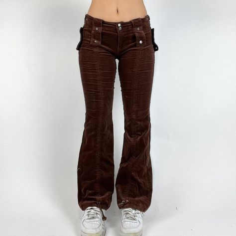 Low Waisted Corduroy Pants Outfit, Low Rise Brown Corduroy Pants Outfit, Y2k Corduroy Pants, Low Rise Courdoroy Pants, Bdg Y2k Low-rise Cargo Pants, Corduroy Cargo Pants, Pretty Clothing, Low Rise Pants, Stretchy Pants