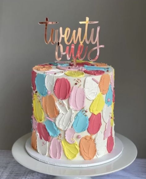 Graduation Cake Ideas, Colorful Birthday Cake, Twin Birthday Cakes, 25th Birthday Cakes, Adult Birthday Cakes, Birthday Cakes For Women, Creative Birthday Cakes, Cakes For Women, Graduation Cake