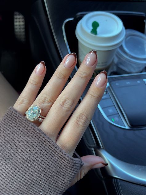 Brown French tip nails Fall Oval Shaped Nails, Shorter Oval Nails, Cute Fall Nails Almond Shape, Purple Tip Almond Nails, Nail Colours Autumn 2024, Rounded Oval Acrylic Nails, Almond Shape Fall Nails 2024, Short Nail Designs Round, Fall 2024 Nails Short