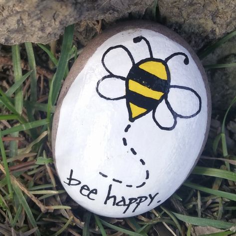 Bee a Honey and Bee Amazing. Paint Rocks to Bee Kind. You’ll Bee Happy you did! #northeastohiorocks #paintedrocks Painting Bees Easy, Paint Bees Easy, Painted Bees Easy, Bumble Bee Rock Painting, Bee Rock Painting, Bee Painted Rocks Ideas, Bee Stones Painted Rocks, Painted Rocks Bees, Bumble Bee Rocks Painted Stones