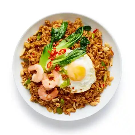 How to cook the perfect nasi goreng – recipe | Food | The Guardian Fried Rice Aesthetic, Egg Fried Rice Recipe Easy, Rice Aesthetic, Fried Rice Egg, Easy Egg Fried Rice, Nasi Goreng Recipe, Rice Recipe Easy, Fried Egg Recipes, Egg Fried Rice Recipe