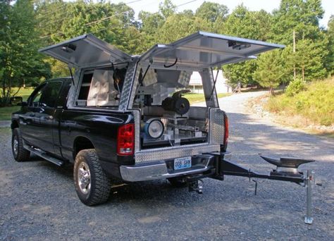 Truck Accessories Diy, Welding Trailer, Farrier Tools, Truck Camper Shells, Welding Trucks, Truck Organization, Cruiser Car, Welding Rig, Work Trailer