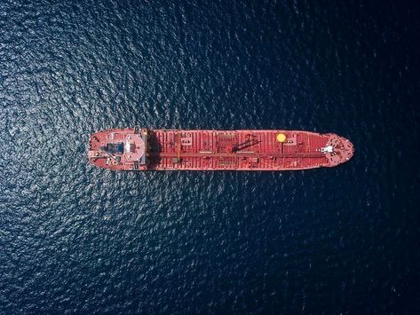 Everything You Need to Know About Oil Tankers - Martide Ship Illustration, Tanker Ship, Freight Forwarder, Oil Tanker, Ocean Freight, Awareness Campaign, Gas Industry, Nanjing, Supply Chain Management