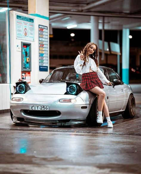 Phonk Drift, Photoshoot Car, Car Detailing Tools, Jdm Girls, Nissan R34, Car Poses, Jdm Wallpaper, Best Jdm Cars, Mazda Mx5 Miata