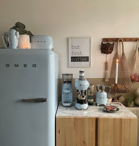 Colored Fridge, Smeg Fridge Aesthetic, Smeg Microwave, Smeg Fridge Colours, Smeg Aesthetic, Blue Smeg Kitchen, Smeg Kitchen Ideas Inspiration, Smeg Appliances In Kitchen Blue, Blue Smeg