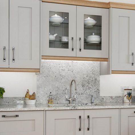 Countertops With 4 Inch Backsplash, Granite Tiles For Kitchen Countertops, 4 Inch Backsplash Kitchen, Granite Slabs Countertops, Kitchen Backsplash Granite, Granite Kitchen Backsplash, Granite Countertop And Backsplash, Backsplash With Granite Countertops, Granite Backsplash Kitchen