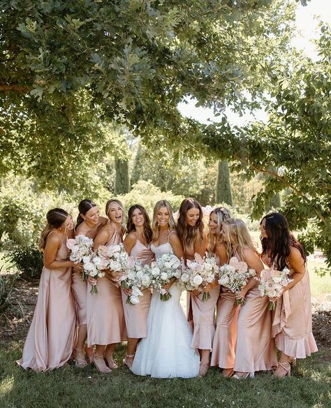 Show Me Your Mumu Bridesmaid Pink, Wedding Bridesmaid Dresses Rose Gold, Brides Made Dresses Pink, Bridesmades Dresses Pink, Champagne And Rose Wedding, Light Rose Bridesmaid Dresses, Blush And Champagne Bridesmaid Dresses Mismatched, Bridesmaid Dresses Champagne Pink, Light Pink Wedding Bridesmaid Dresses