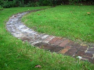 Brick Runnel to Rain Garden Rain Garden Design, Landscape Drainage, Backyard Drainage, Yard Drainage, Brick Path, Drainage Solutions, Rainwater Harvesting, Dry Creek, Rain Barrel