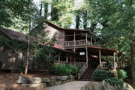 A Fun-Filled Weekend at Camp Greystone in North Carolina East Coast Bachelorette, Coast Bachelorette Party, 80s Slasher, Slasher Summer, Specific Aesthetic, Summer Camp Aesthetic, Aesthetic Camping, Campground Wedding, Lake Aesthetic