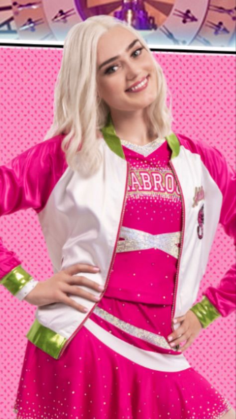 Addison💖💚 Zombies 3 Addison, Zombies 2 Addison, Addison Zombies, Happy Family Pictures, Zombie Cheerleader Costume, Zombie Cheerleader, Cheerleading Ideas, Zombie Photo, Zombie Wallpaper