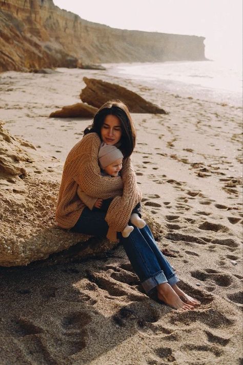 Beach Family Photos Film, Coastal Family Photos, Beach Photoshoot Family, Family Beach Session, Motherhood Photos, Mother Baby Photography, Fall Beach, Winter Beach, Motherhood Photography