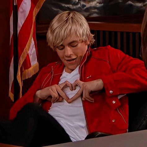 Austin Moon, Old Disney Channel, Tv Icon, Disney Boys, Austin And Ally, Old Disney, Disney Shows, The Boy Is Mine