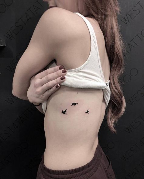 Bird Tattoo On Rib Cage, Birds Ribcage Tattoo, Bird Tattoo Ribcage, Bird Tattoo Side Ribs, Small Remembrance Tattoos, Free Bird Tattoo, Rib Cage Tattoo, Girl Rib Tattoos, Bird Tattoo Ribs