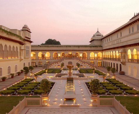 Palace Courtyard, Rambagh Palace, Indian Architecture, Luxury Homes Dream Houses, Tourist Places, Beautiful Architecture, Tuscany, Jaipur, At Night