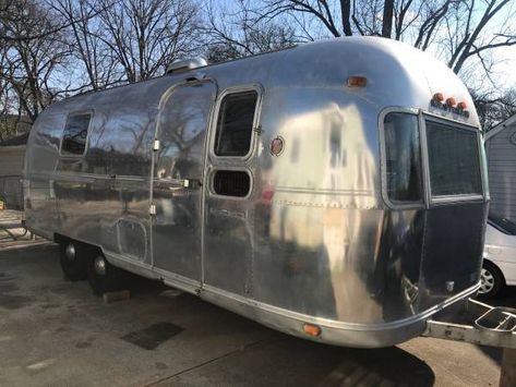 Airstream Trailer For Sale: 1974 Land Yacht Tiny House for $18k Camper Drawing, Airstream Land Yacht, Retro Trailers, The Life Aquatic, Land Yacht, Airstream For Sale, Camper Art, Airstream Campers, Airstream Trailers For Sale