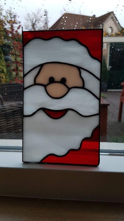 Photo - Google Photos Stained Glass Santa, L'art Du Vitrail, Stained Glass Quilt, Stained Glass Patterns Free, Glass Art Pictures, زجاج ملون, Glass Painting Designs, Stained Glass Birds, Glass Art Projects