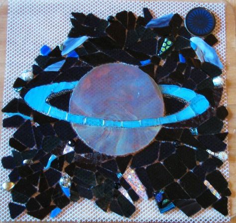 This a small part of a large Outer Space Mosaic that will feature all the planets and a large comet, as well as various far-away galaxies. Space Mosaic, Glass Mosaic, Space Mosaic Art, Starry Night Mosaic Pattern, Wedi Board, Celestial Mosaic, Moon Mosaic Art, Sun And Moon Mosaic Patterns, Mosaic Pictures