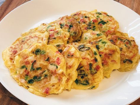 Crab stick/green onion mini omelettes Crab Omelette Recipe Breakfast, Crab Pancakes, Crab Stick Recipe Ideas, Crab Omelette Recipe, Jeon Recipe, Firehouse Meals, Crab Omelette, Crab Eggs, Crab Sticks