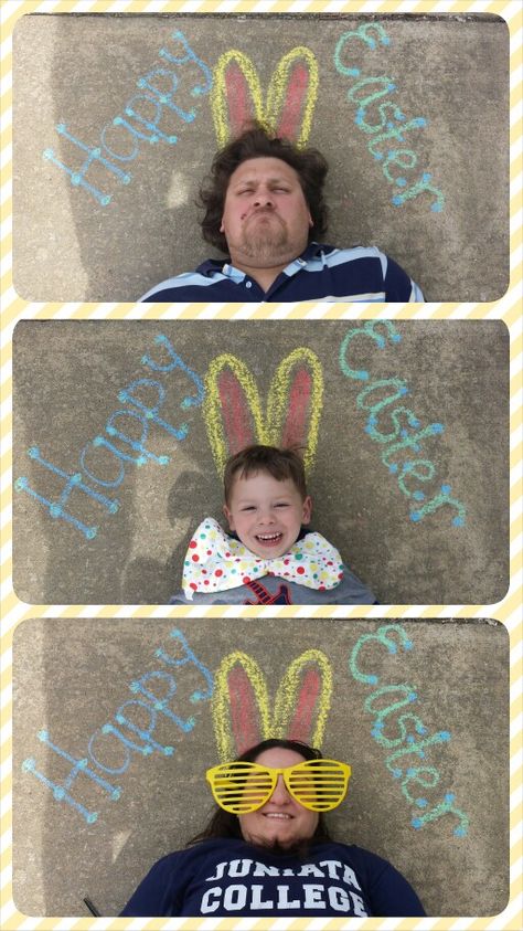 Easter Sidewalk Chalk Card: Draw your message on the sidewalk with chalk, have family members take turns lying down for the photo. Step over them to get a good angle. Add props or funny faces to make it your own. Put in photo collage maker (I used the Photo Grid app) & add a festive boarder! Easter Chalk Pictures, Easter Chalk Ideas Outside, Easter Pics For Kids, Chalk Pictures With Kids, Easter Sidewalk Chalk Art, Easter Pictures For Kids Siblings, Easter Photo Props Diy, Easter Pictures For Kids, Easter Chalk Art