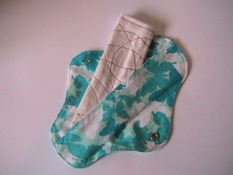 Picture of Step 6 Fccla Ideas, Diy Cloth Pads, Cloth Pad Pattern, Feminine Pads, Reusable Pads, Cloth Menstrual Pad, Mama Cloth, Reusable Pad, Menstrual Pads