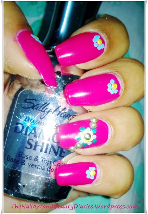 Rakshabandhan Inspired Nail Art Special Nails, Beauty Nails, Fun Nails, Nail Polish, Thread, Nail Art, Festival, Nails, Beauty