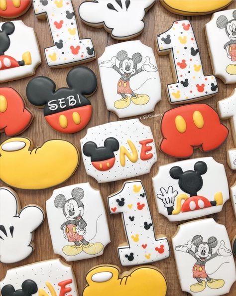 Mickey Mouse Birthday Theme, Baby Boy Birthday Themes, Mouse Cookies, Mickey First Birthday, Mickey 1st Birthdays, Mickey Mouse Bday, Mickey Mouse Themed Birthday Party, First Birthday Cookies, Mickey Mouse Cookies