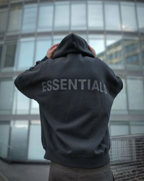 Fashion Hypebeast, Fog Essentials, Hypebeast Style, Essentials Hoodie, Fear Of God Essentials, Streetstyle Fashion, Black On Black, Fear Of God, Looking For Something